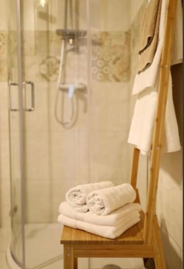 Residence Antiqua Rooms Bibinje Esterno foto