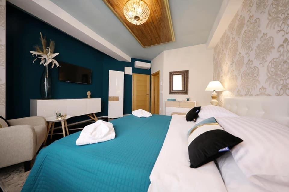 Residence Antiqua Rooms Bibinje Esterno foto