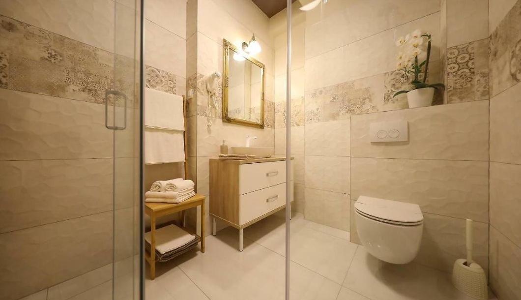 Residence Antiqua Rooms Bibinje Esterno foto