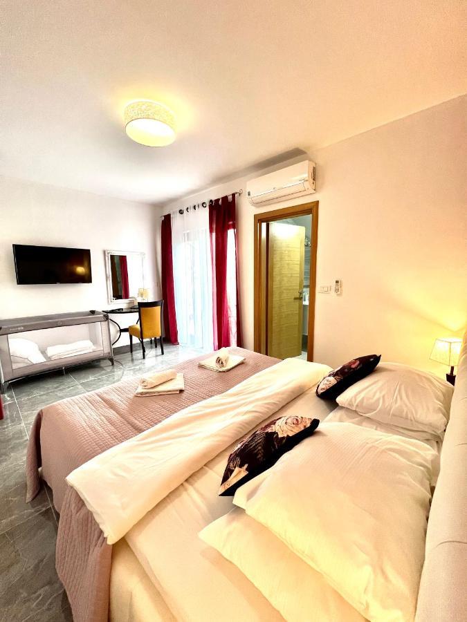 Residence Antiqua Rooms Bibinje Esterno foto